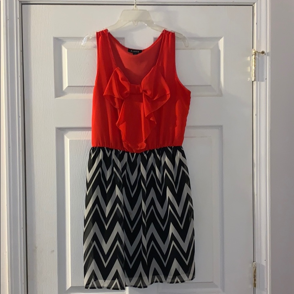 Adorable youth girls dress!